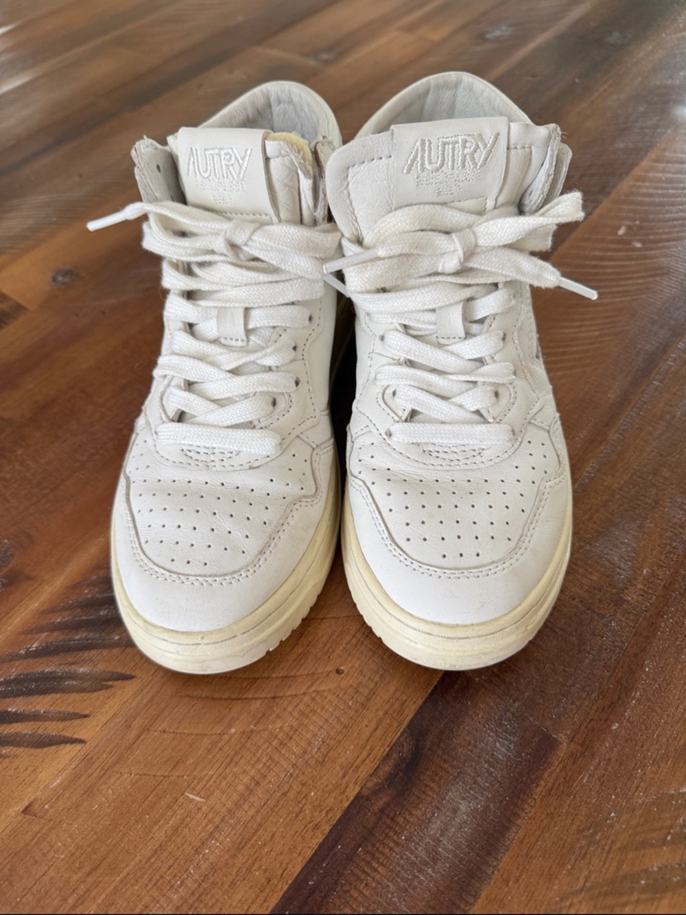 Autry High Top Sneakers White/Cream | US 6.5 EU 37 | Excellent